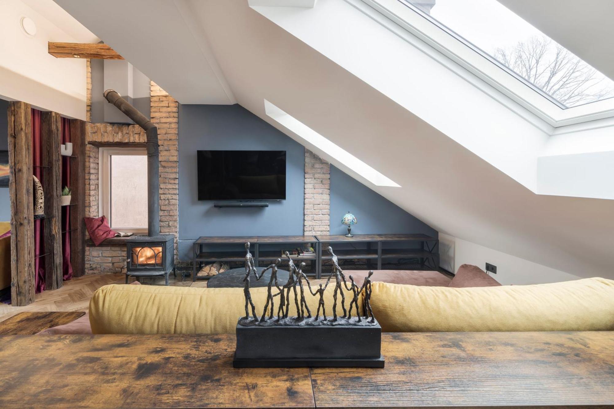 Cozy Penthouse Apartment Vilnius Exterior photo